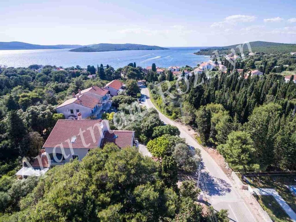 Apartments Rozelyn Ugljan Εξωτερικό φωτογραφία