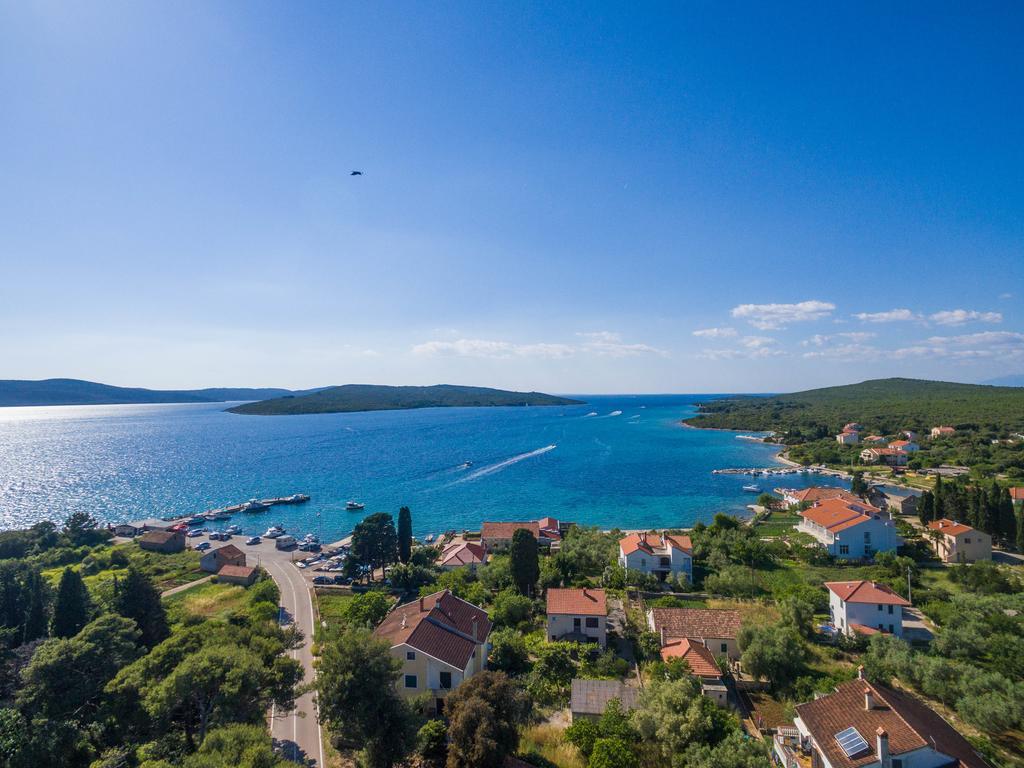 Apartments Rozelyn Ugljan Εξωτερικό φωτογραφία